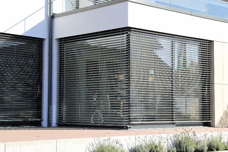 Top-rated blinds shop